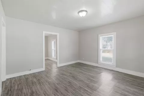 Living - 630 E Acheson St, Denison, TX 75021 photo 4 of 5