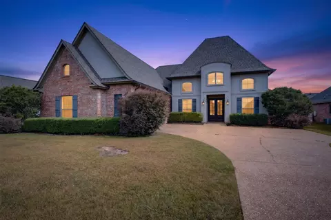 210 Poydras Ave, Bossier City, LA 71111