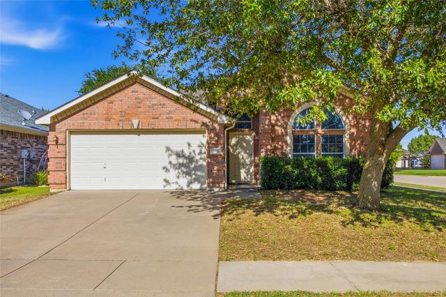 8377 Edgepoint Trl, Hurst, TX 76053