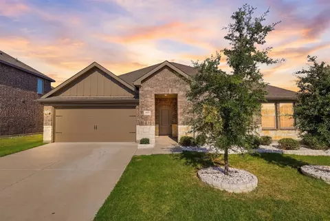 6433 Bon Fire Dr, Garland, TX 75043