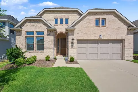 113 Lakeview Dr, Oak Point, TX 75068