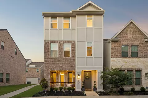 7537 Laburnam Rd, Dallas, TX 75228