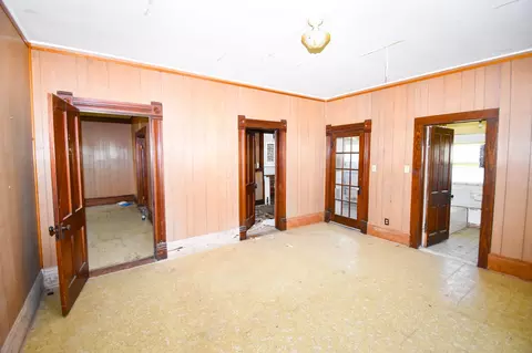 Living - 200 E 7th St, Brady, TX 76825 photo 1 of 4