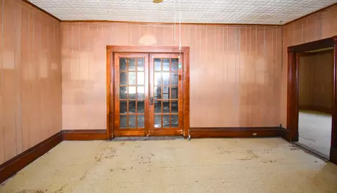 Living - 200 E 7th St, Brady, TX 76825 photo 3 of 4