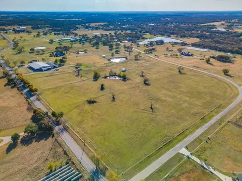 tbd Oak Creek Dr, Pilot Point, TX 76258