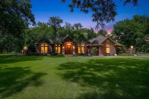 7406 Hampton Dr, Granbury, TX 76049