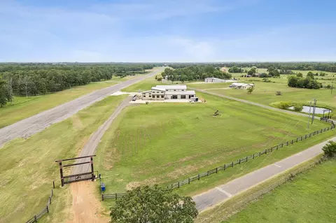 View/Area - 836 Vz County Rd, Van, TX 75790 photo 2 of 4