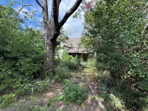 801 12 E Walcott Ave, Comanche, TX 76442 photo 6