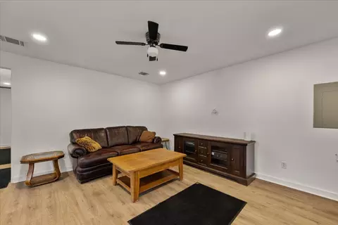 503 E Sanger St, Celeste, TX 75423 photo 9