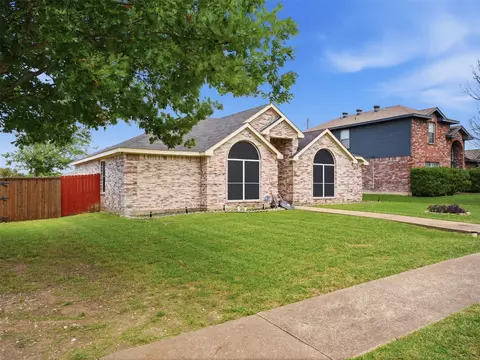 1531 Rebecca Ln, Lancaster, TX 75134