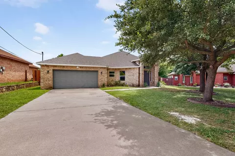 2230 Larry Dr, Dallas, TX 75228