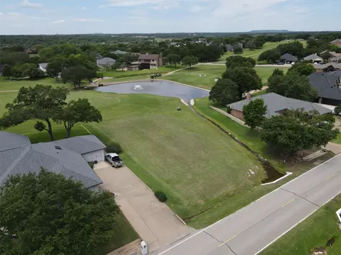 8812 Bellechase Rd, Granbury, TX 76049