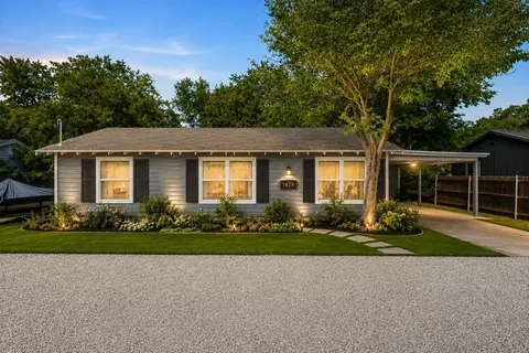 1001 N Carroll Blvd, Denton, TX 76201