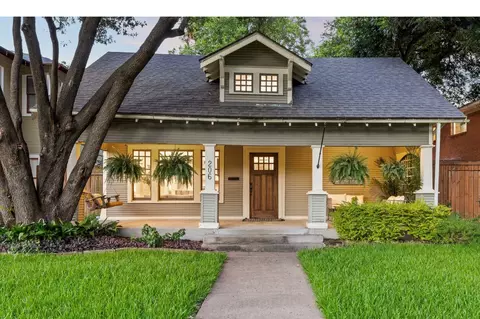 206 S Edgefield Ave, Dallas, TX 75208