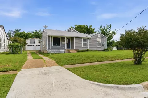 311 W 7th St, Irving, TX 75060