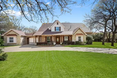 1720 Mistletoe Dr, Flower Mound, TX 75022