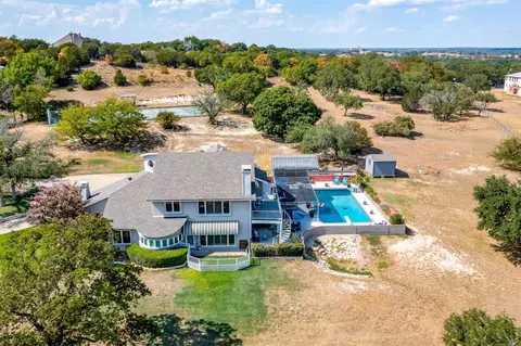 331 Clear Lake Ln, Weatherford, TX 76087