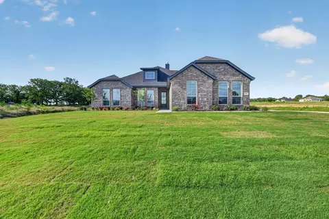 416 Mcalpine Dr, Springtown, TX 76082