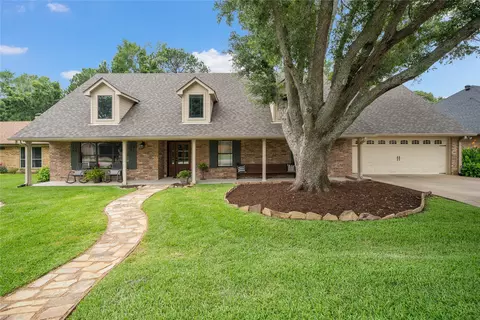 155 Fairway Dr, Bullard, TX 75757