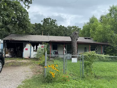 11039 Oakview Dr, Balch Springs, TX 75180