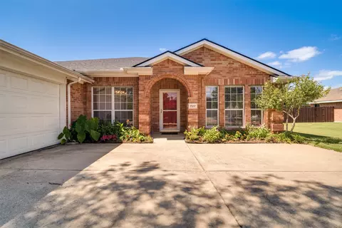 7017 Travelers Xing, Rowlett, TX 75089