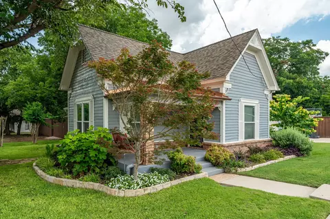 9121 6th St, Frisco, TX 75033
