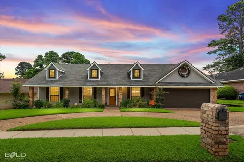 7919 Masters Dr, Shreveport, LA 71129
