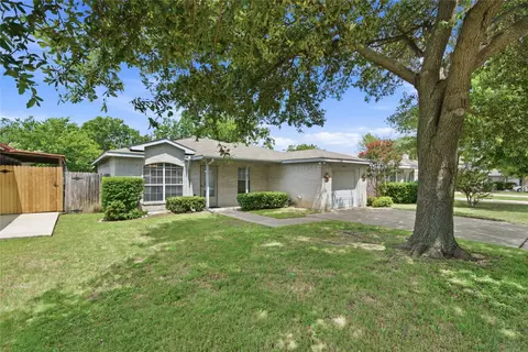 6409 Longmont Trl, Fort Worth, TX 76179