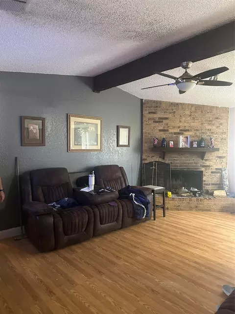556 Greenway Dr, Saginaw, TX 76179
