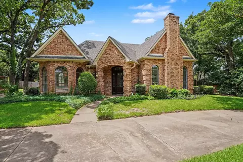 5 Creekmere Dr, Trophy Club, TX 76262