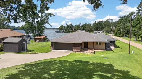 1075 Callender Lake Dr, Murchison, TX 75778