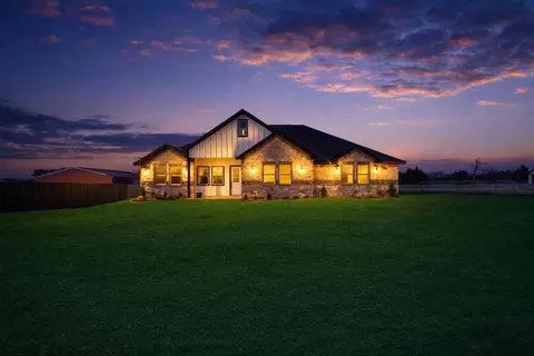 2448 Private Road 1169 Rd, Farmersville, TX 75442