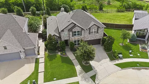 105 Big Sky Cir, Northlake, TX 76226