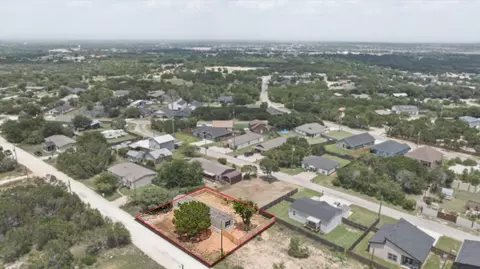 2307 Cedarwood Trl, Granbury, TX 76048