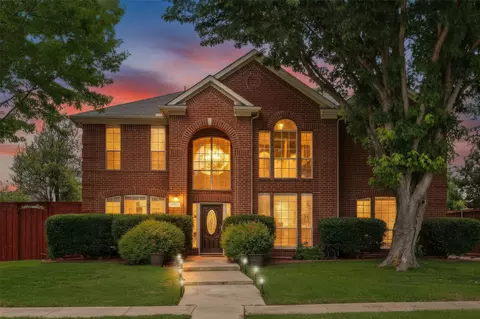 10903 Sweetwater Dr, Frisco, TX 75035