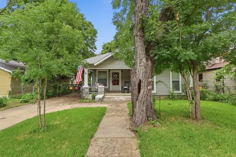 908 N Winnetka Ave, Dallas, TX 75208