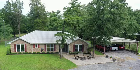 109 Private Road 916, Fairfield, TX 75840