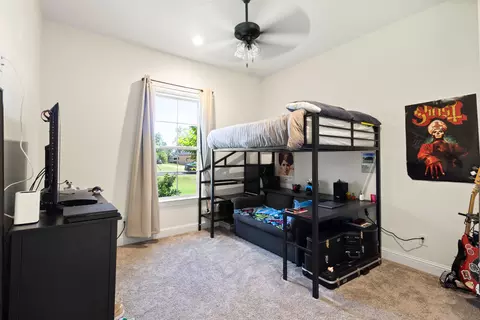 Bedroom - 904 Taylor Br, Springtown, TX 76082 photo 3 of 4