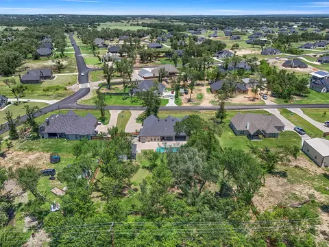 View/Area - 904 Taylor Br, Springtown, TX 76082 photo 3 of 4
