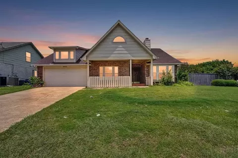 3408 Meadowview Dr, Corinth, TX 76210