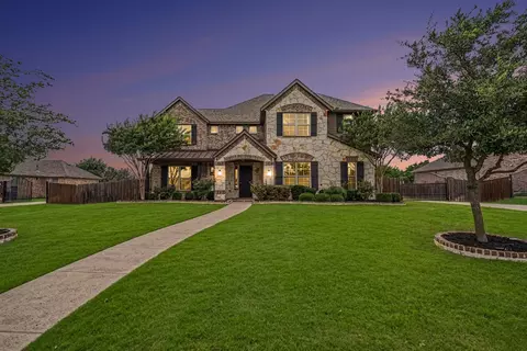 273 Shallow Brook Dr, Sunnyvale, TX 75182
