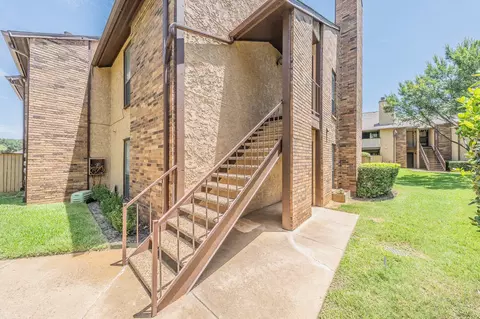 1204 Harwell Dr #2114, Arlington, TX 76011
