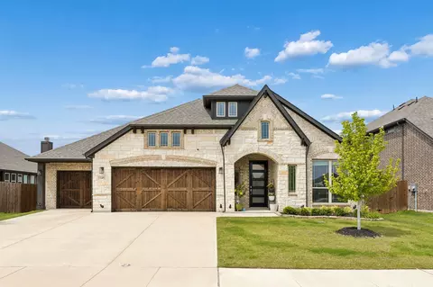 645 Winters Dr, Waxahachie, TX 75165