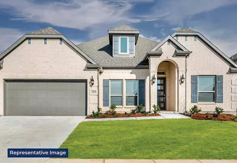 1280 Strait Ln, Burleson, TX 76028