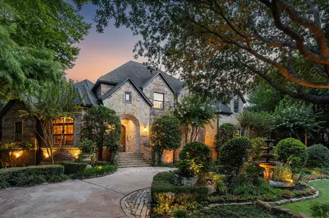 8 Shadywood Ln, Melissa, TX 75454