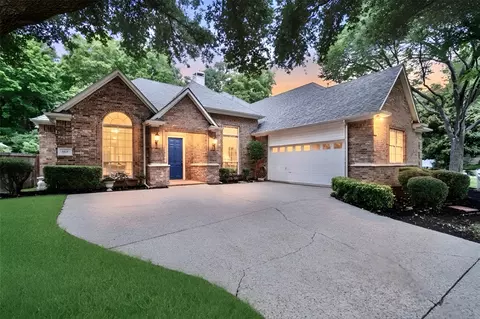 905 Rolling Meadows Ct, Allen, TX 75013