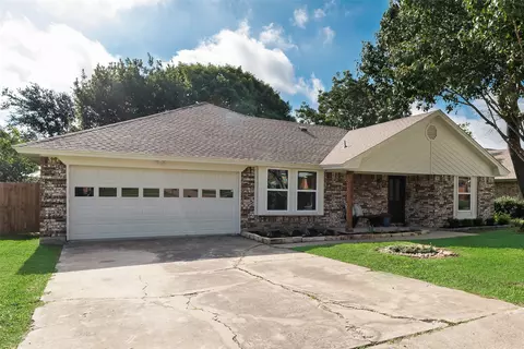 577 Bluebonnet Dr, Keller, TX 76248