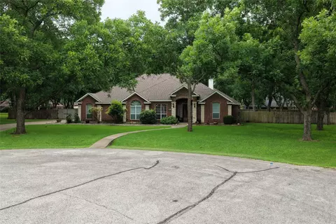 8803 Hampton South Ct, Granbury, TX 76049