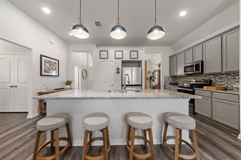 Kitchen - 10237 Driskill Dr, Waco, TX 76708 photo 1 of 2