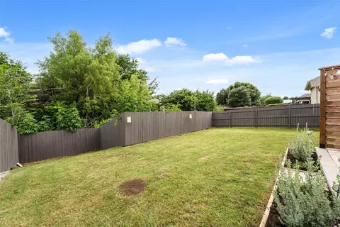Exterior - 10237 Driskill Dr, Waco, TX 76708 photo 4 of 6